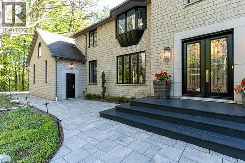 18 Elder Crescent, Ancaster, ON - Outdoor