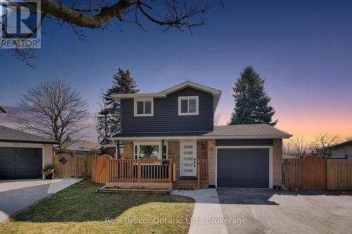 19 Hornby Court, Cambridge, ON - Outdoor With Facade
