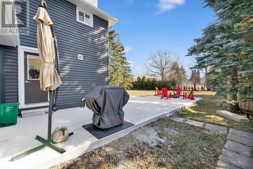 19 Hornby Court, Cambridge, ON - Outdoor
