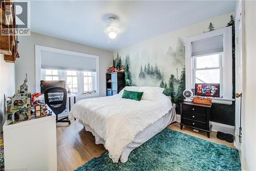 107 Earl Street, Kitchener, ON - Indoor Photo Showing Bedroom