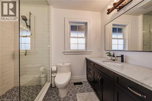 107 Earl Street, Kitchener, ON - Indoor Photo Showing Bathroom