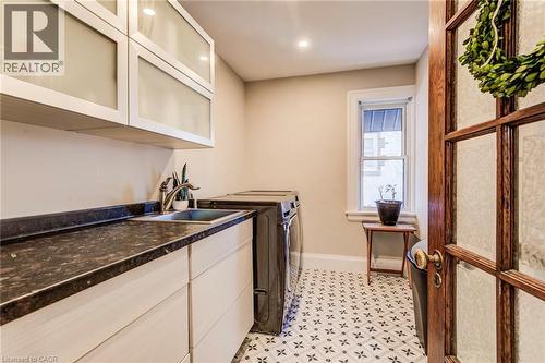 107 Earl Street, Kitchener, ON - Indoor