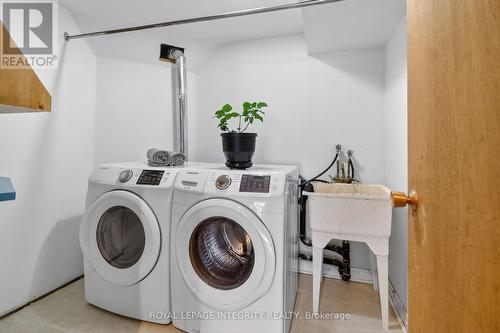 13 - 2415 Southvale Crescent, Ottawa, ON - Indoor Photo Showing Laundry Room