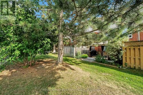 13 - 2415 Southvale Crescent, Ottawa, ON - Outdoor