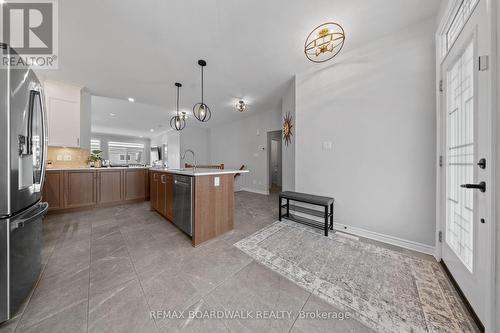 779 Keinouche Place, Ottawa, ON - Indoor Photo Showing Kitchen With Upgraded Kitchen