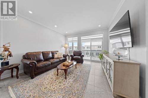 779 Keinouche Place, Ottawa, ON - Indoor Photo Showing Kitchen With Upgraded Kitchen