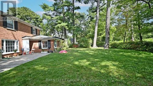 178 Breezy Pines Drive, Mississauga, ON - Outdoor