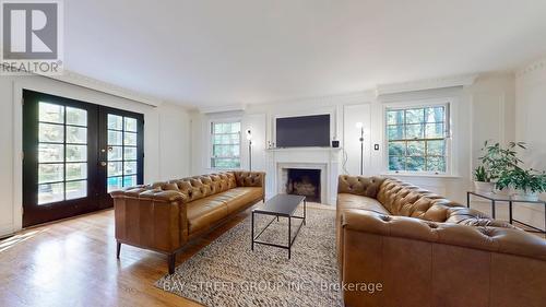 178 Breezy Pines Drive, Mississauga, ON - Indoor Photo Showing Living Room With Fireplace