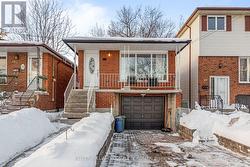 98 EAST 35TH STREET  Hamilton, ON L8V 3Y1