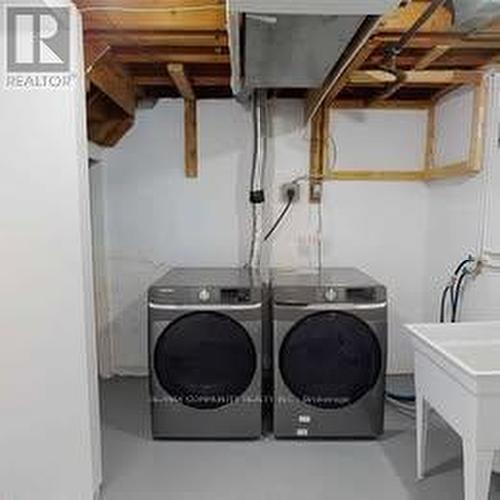 259 Ross Avenue, Kitchener, ON - Indoor Photo Showing Laundry Room