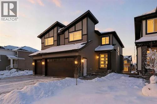 343 Waterford Grove  Chestermere, AB T1X 2Z9