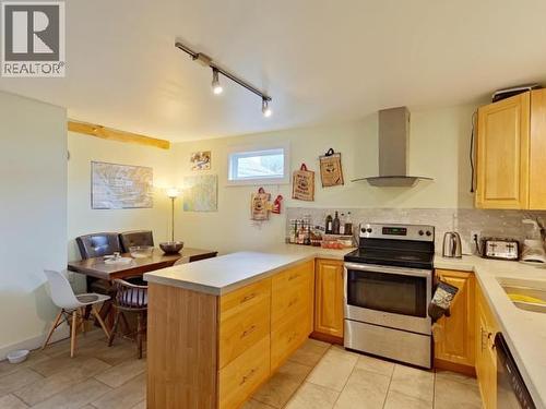 4219 Joyce Ave, Powell River, BC - Indoor Photo Showing Kitchen With Double Sink