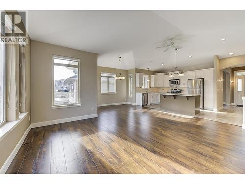 4035 Gellatly Road S Unit# 273, West Kelowna, BC - Indoor Photo Showing Living Room