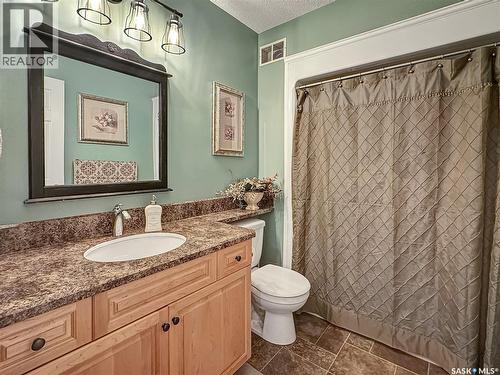 110 Sunset Crescent, Balcarres, SK - Indoor Photo Showing Bathroom