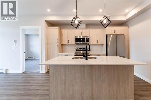 2312, 55 Lucas Way NW  Calgary, AB T3P 2C7