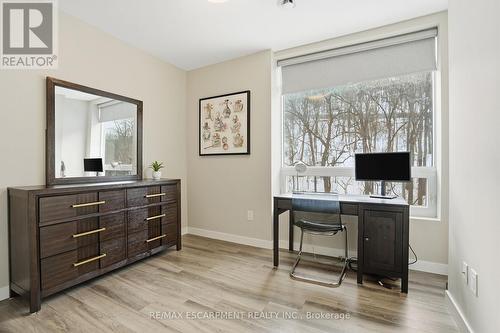 308 - 455 Charlton Avenue, Hamilton, ON - Indoor Photo Showing Office