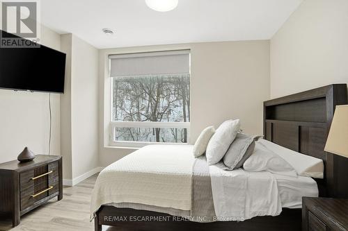 308 - 455 Charlton Avenue, Hamilton, ON - Indoor Photo Showing Bedroom