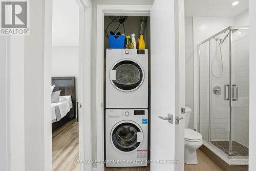 308 - 455 Charlton Avenue, Hamilton, ON - Indoor Photo Showing Laundry Room