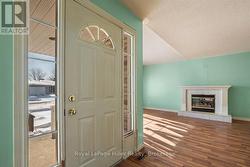 Front Entrance Way - 