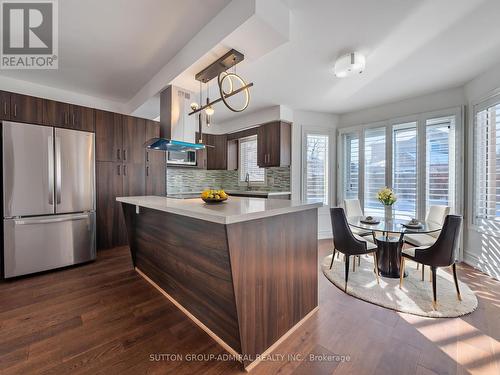 172 KINGSVIEW DRIVE  Vaughan, ON L4H 2Z3