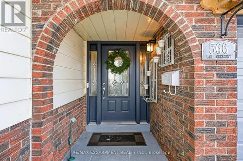 566 Lani Crescent, Burlington, ON - Outdoor