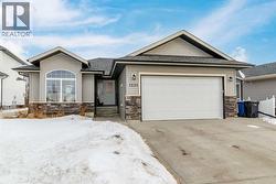 1231 21 Street  Bowden, AB T0M 2A0