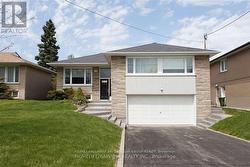 238 SEARLE AVENUE  Toronto, ON M3H 4B9