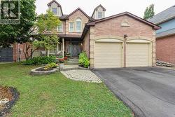 11 NETTLE'S COURT  Whitby, ON L1P 1L5