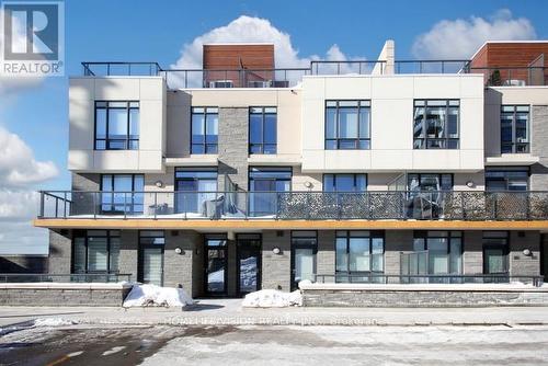 TH4 - 1245 BAYLY STREET  Pickering, ON L1W 0B5