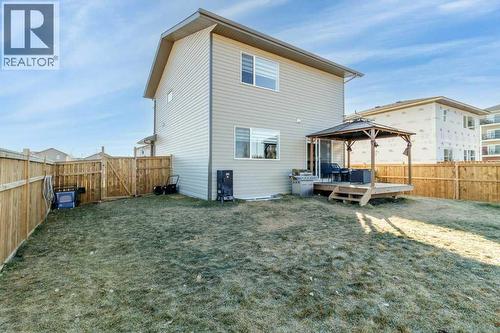 16 Trinity Street, Lacombe, AB - Outdoor
