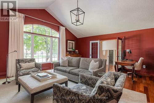 266 Tracina Drive, Oakville, ON - Indoor Photo Showing Living Room