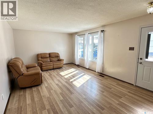 44 Campbell Place, Clavet, SK - Indoor