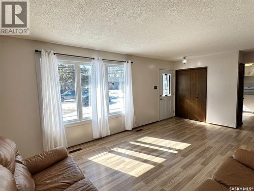 44 Campbell Place, Clavet, SK - Indoor