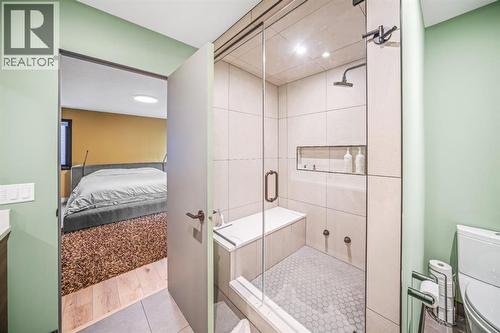 108 Lougheed Circle, Banff, AB - Indoor Photo Showing Bathroom