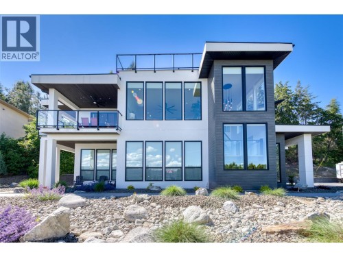 2672 Lakeridge Road  West Kelowna, BC V1Z 1Y2