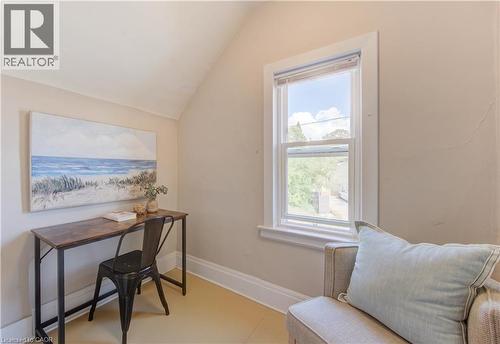 229 Lancaster Street E, Kitchener, ON - Indoor