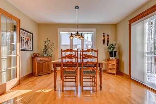 Salle à manger - 8275 Rue Du Labour, Mirabel, QC - Indoor Photo Showing Dining Room