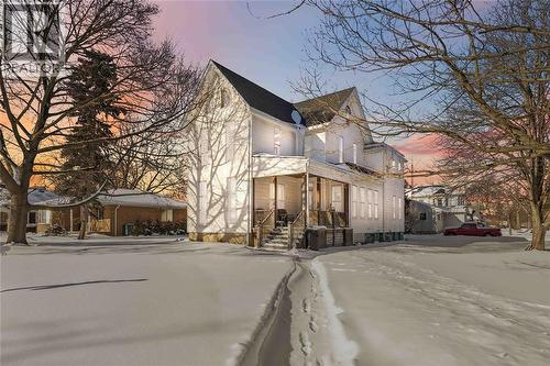 4026 PETROLIA LINE  Petrolia, ON N0N 1R0