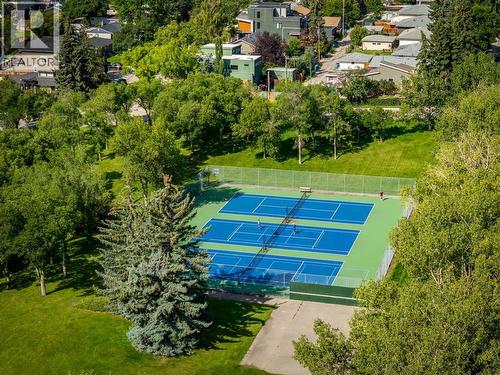 664 29 Avenue Nw, Calgary, AB - Outdoor