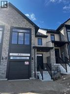 8 SANDSTONE Street  Cambridge, ON N1S 0E4