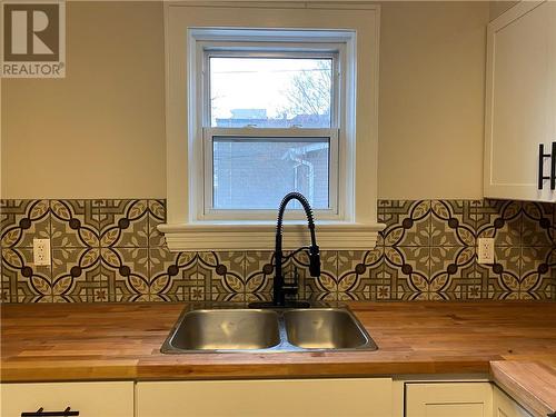 207 Pine, Sudbury, ON - Indoor Photo Showing Kitchen With Double Sink