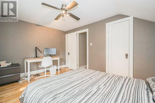 52 Avondale Avenue S, Waterloo, ON - Indoor Photo Showing Bedroom