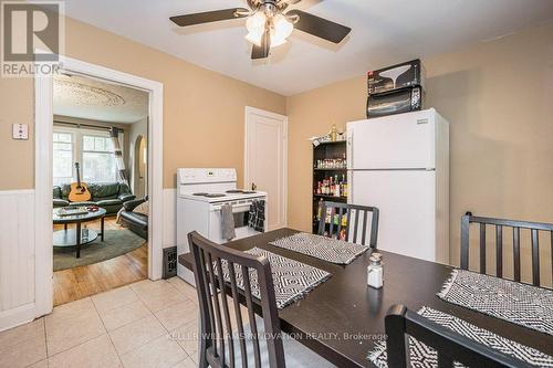 52 Avondale Avenue S, Waterloo, ON - Indoor