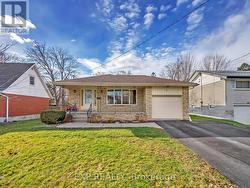 16 APPLEWOOD DRIVE Belleville (Belleville Ward), ON K8P 4E2
