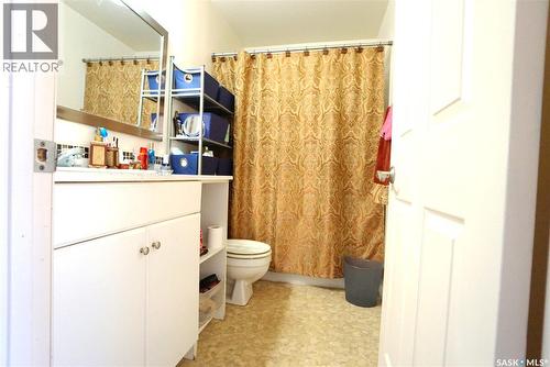 116 Main Street, Avonlea, SK - Indoor Photo Showing Bathroom