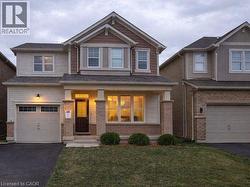 945 FARMSTEAD Drive  Milton, ON L9T 8H9