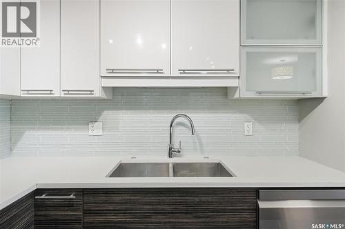 207C 415 Hunter Road, Saskatoon, SK - Indoor Photo Showing Kitchen With Upgraded Kitchen