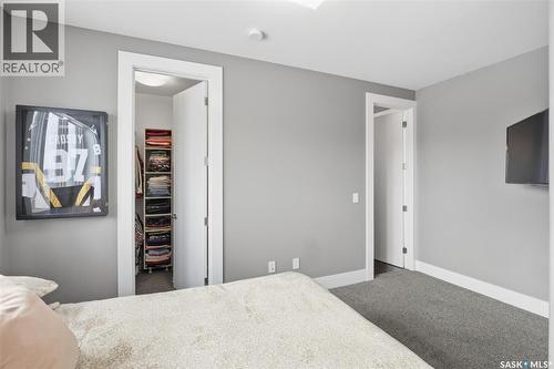 343 Mahabir Court, Saskatoon, SK - Indoor Photo Showing Bedroom