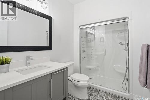 343 Mahabir Court, Saskatoon, SK - Indoor Photo Showing Bathroom