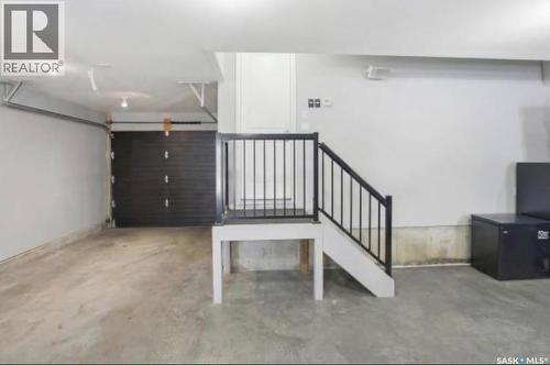 343 Mahabir Court, Saskatoon, SK - Indoor Photo Showing Garage